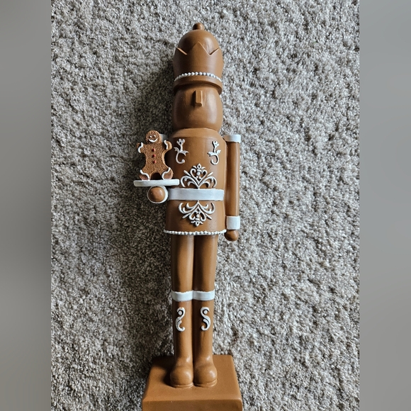 Gingerbread Nutcracker Figurine - Picture 2 of 3